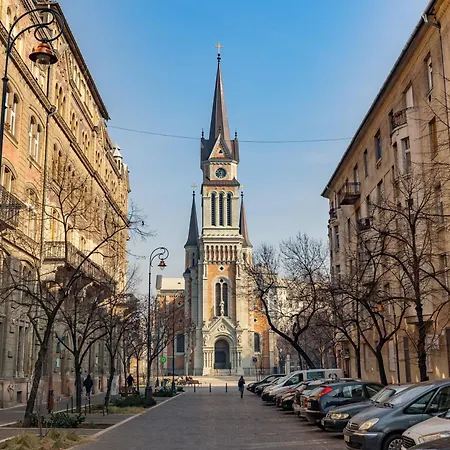 Appartamento Bright & Spacious Riverside With Balcony *