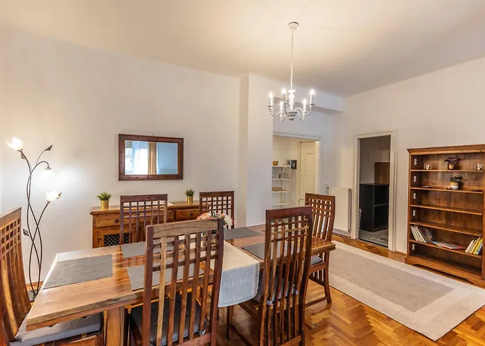 Apartament Bright & Spacious Riverside With Balcony *