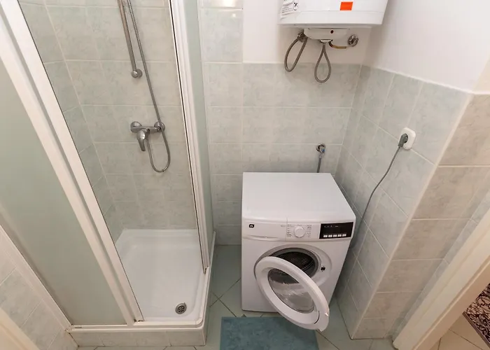 Bright & Spacious Riverside With Balcony * Будапешт