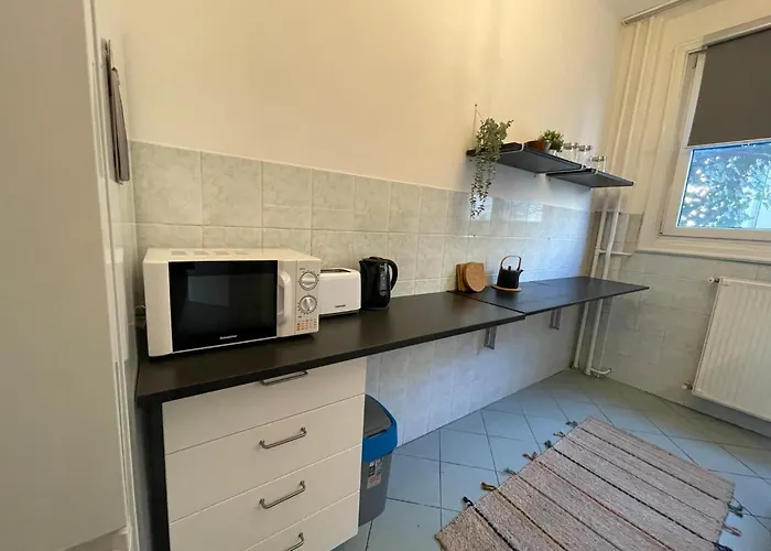 Bright & Spacious Riverside With Balcony Апартаменты *