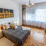 Bright & Spacious Riverside With Balcony Apartment