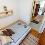 Apartment Bright & Spacious Riverside With Balcony *
