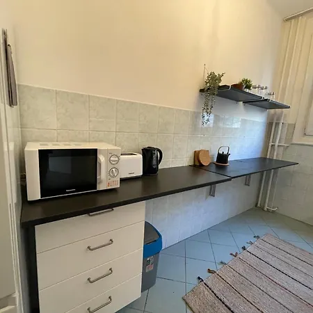 Bright & Spacious Riverside With Balcony Apartman *